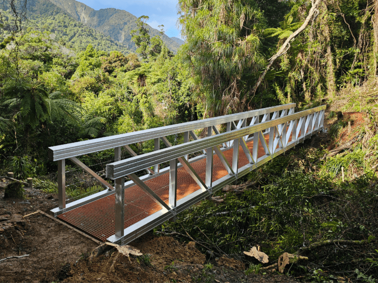 Doc Flyable Bridge