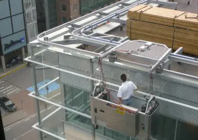MKT RESIZED - Rostek_Roof_Trolley_Roca